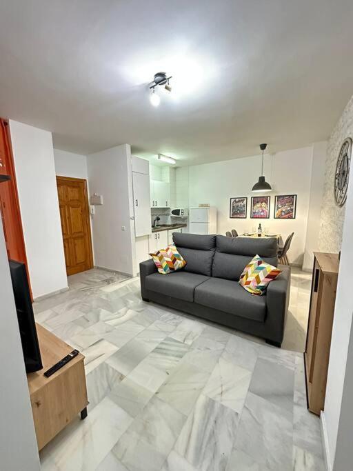 Moderno Apartamento Junto Al Mar- Apartamentos Don Diego Torremolinos Exterior foto